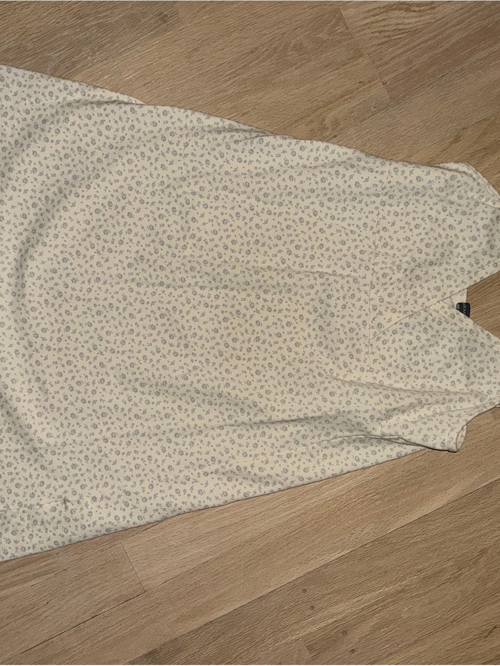 Brandy Melville Cream Floral Shift Dress